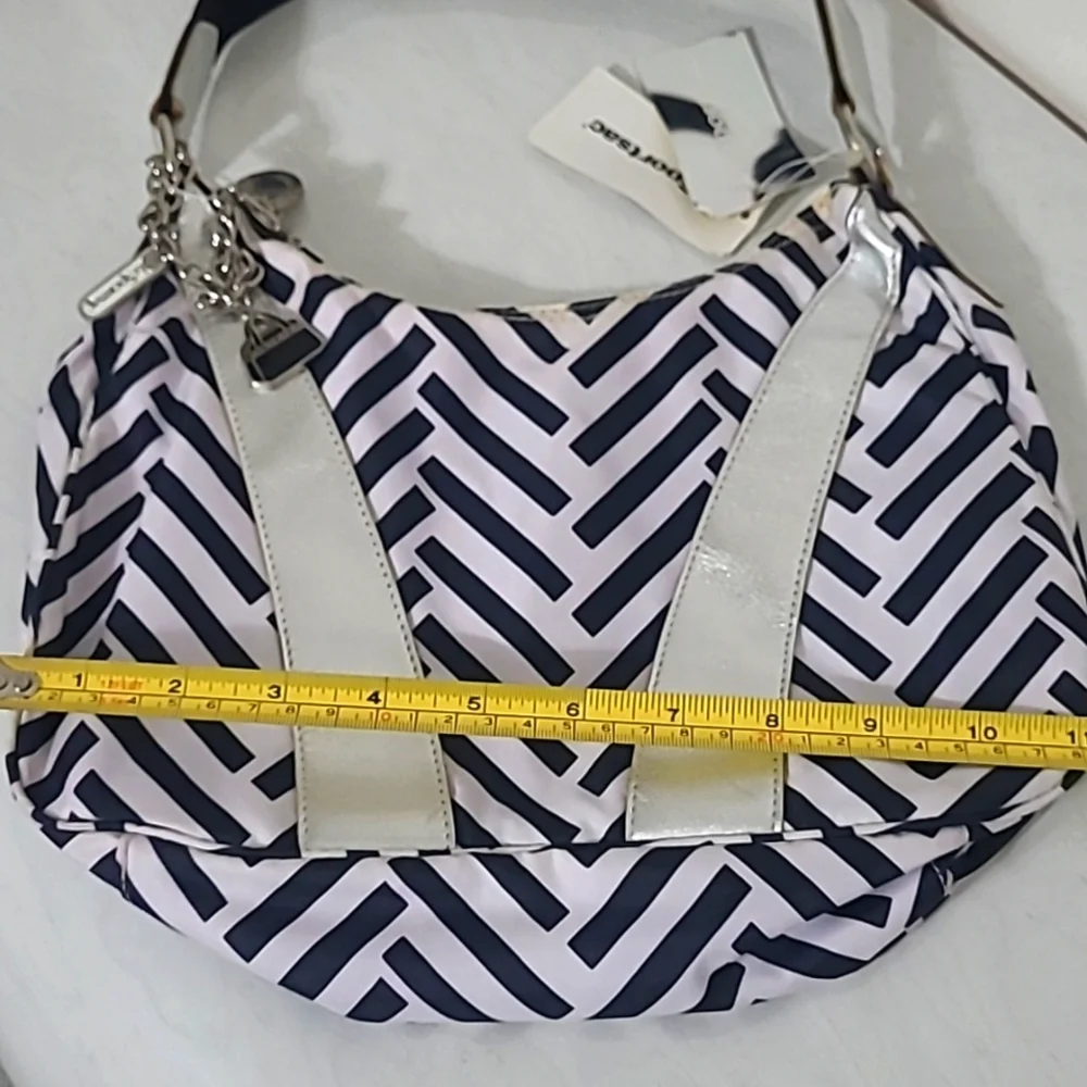 LE SPORTSAC AUTHENTIC NWT - Picture 6 of 9